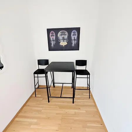 Lovely Rooms In Maerzstrasse Area Mz49 Vienna Exterior photo
