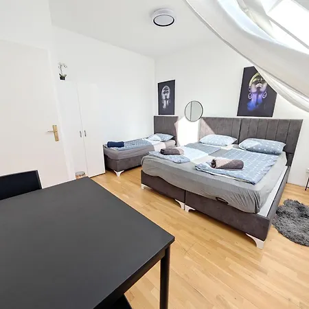 Lovely Rooms In Maerzstrasse Area Mz49 Vienna Exterior photo