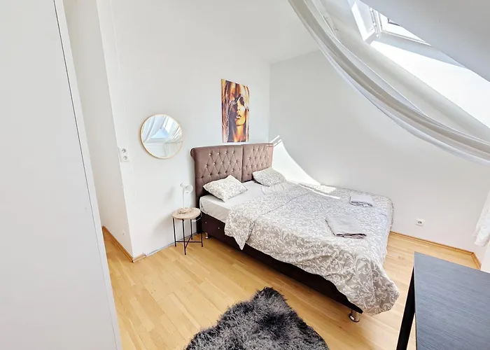 Lovely Rooms In Maerzstrasse Area Mz49